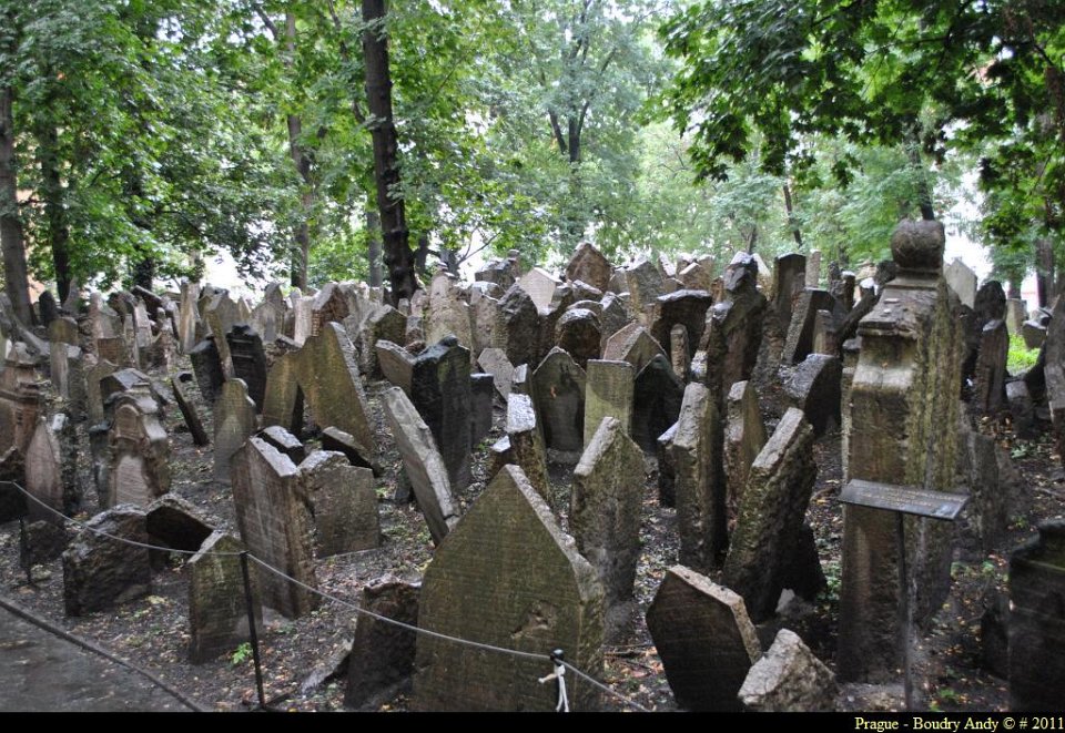 Prague - Cimetiere Juif 019